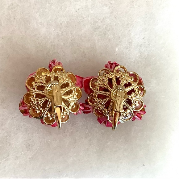 Vintage pink rhinestone and pearl earrings - Picture 2 of 3